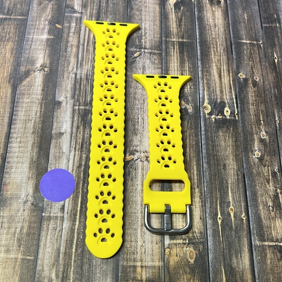 5for$10 Yellow Ruffled Pet Paw 42mm/44mm Apple Watchband Accessories NWT - Picture 4 of 4